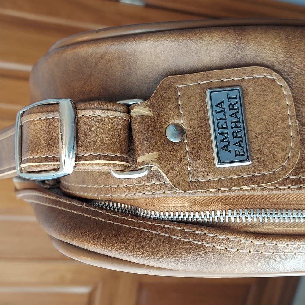 Amelia Earhart Tan Luggage Carry On Overnight Bag Travel Tote Suitcase, Vintage - Picture 9 of 14